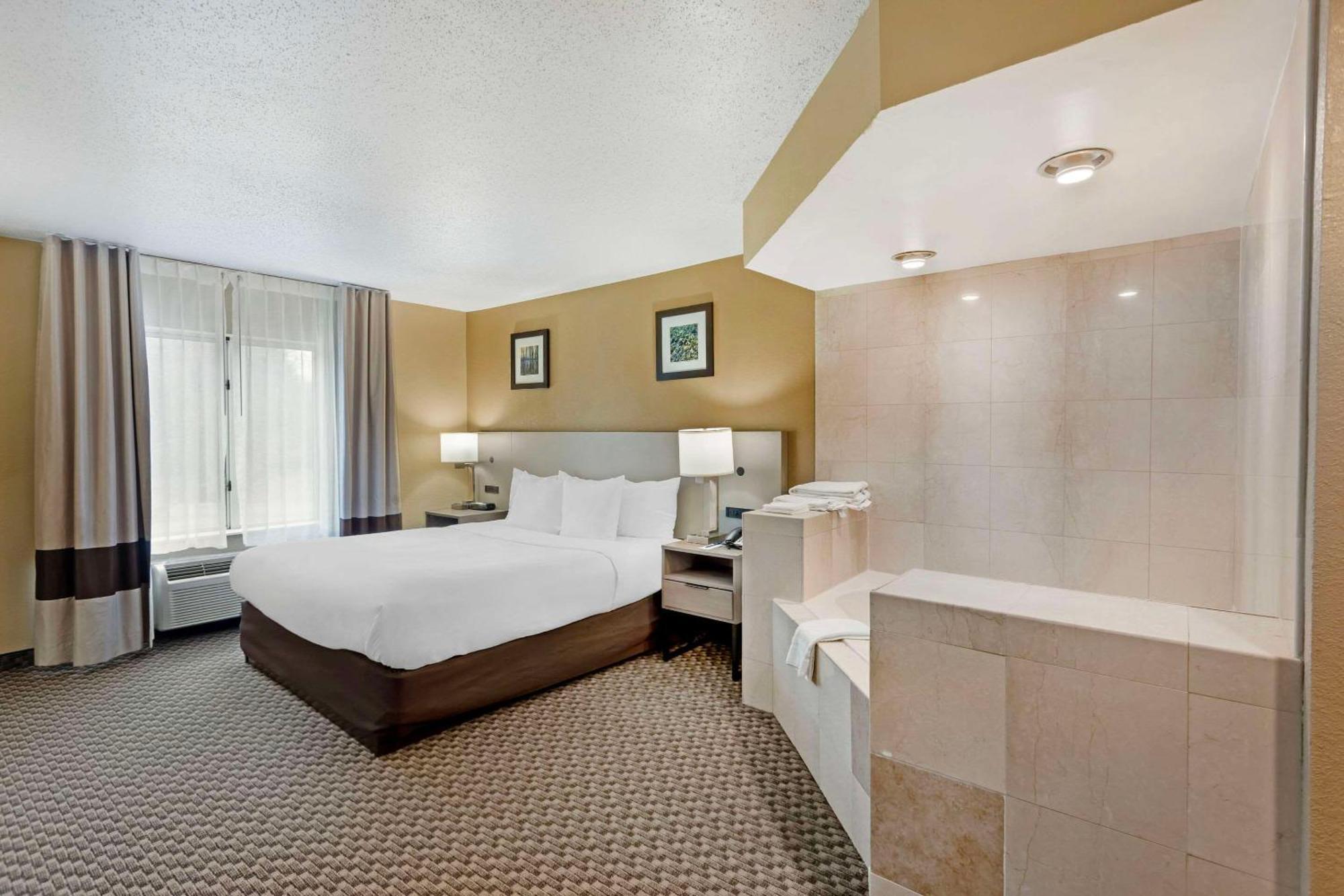Comfort Inn & Suites Carneys Point Eksteriør bilde