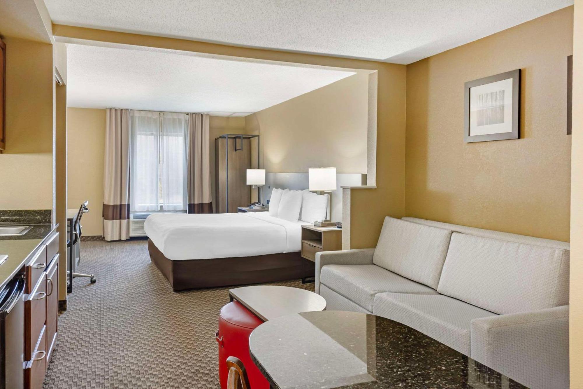 Comfort Inn & Suites Carneys Point Eksteriør bilde