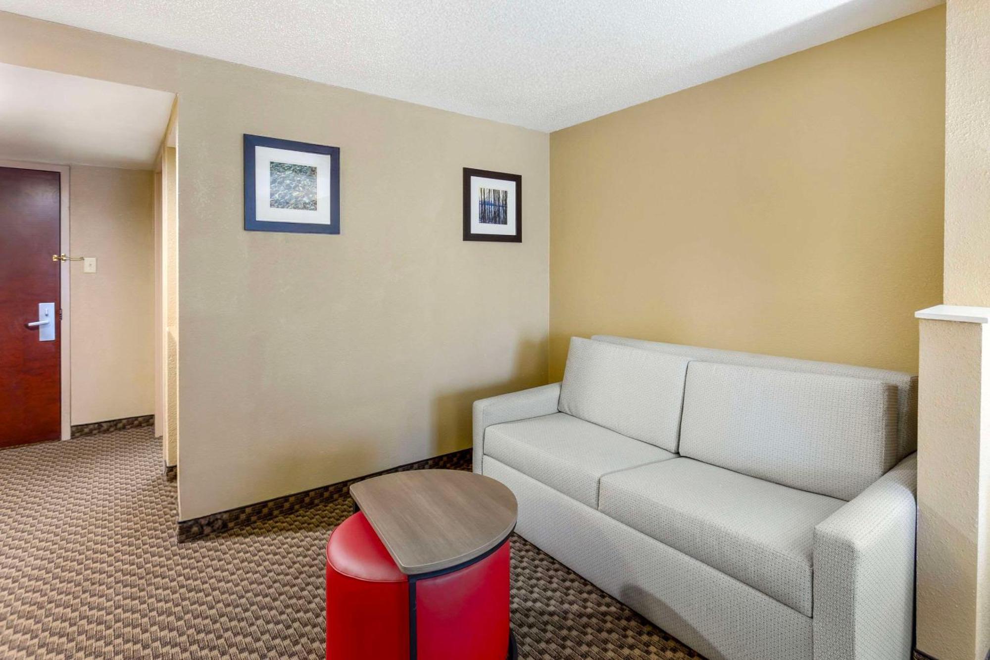 Comfort Inn & Suites Carneys Point Eksteriør bilde