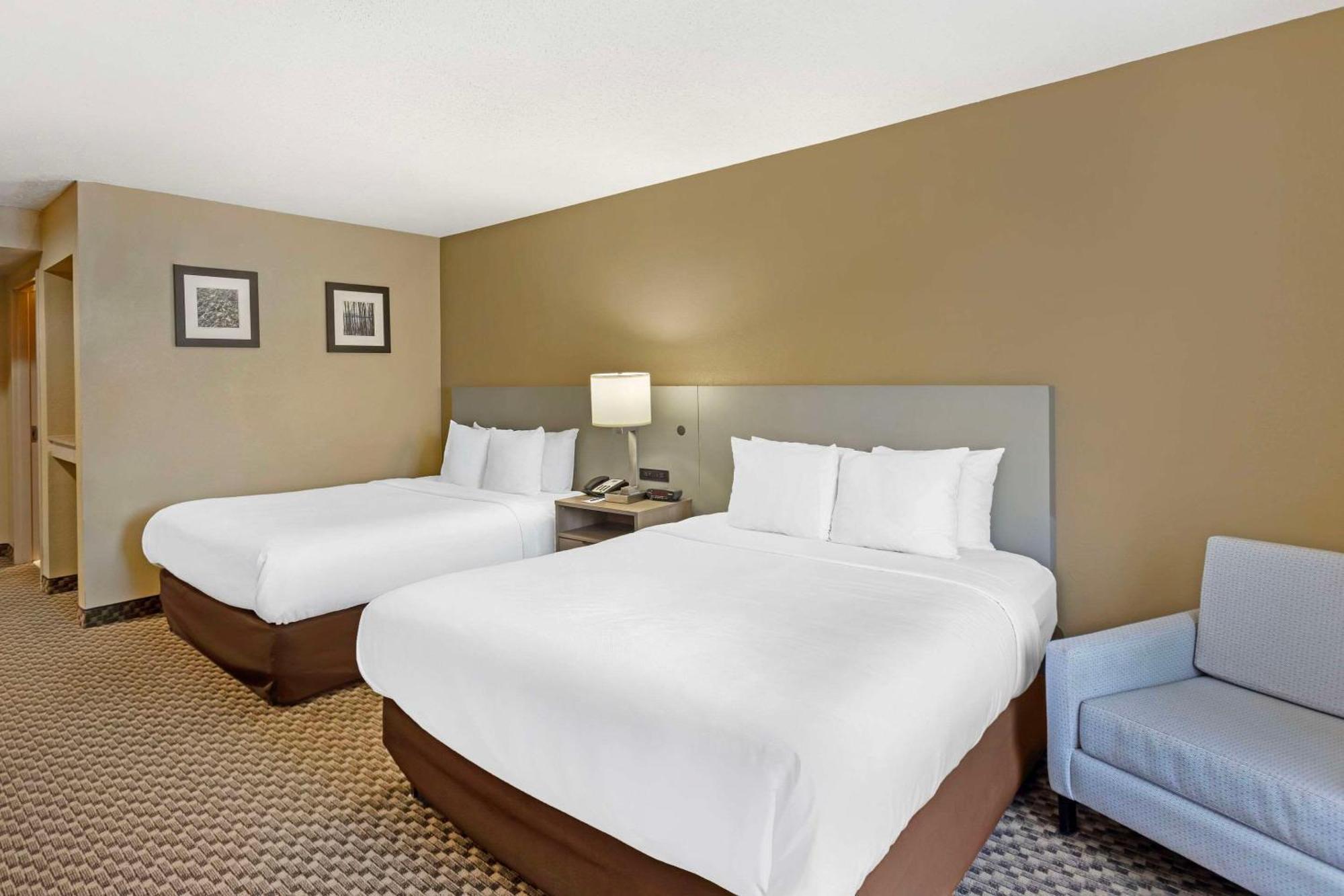 Comfort Inn & Suites Carneys Point Eksteriør bilde