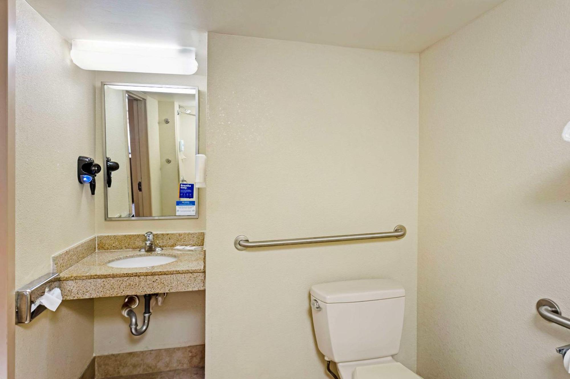 Comfort Inn & Suites Carneys Point Eksteriør bilde